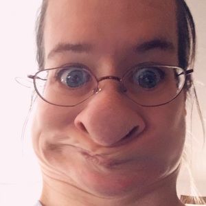 Meet your Posher, Kelley